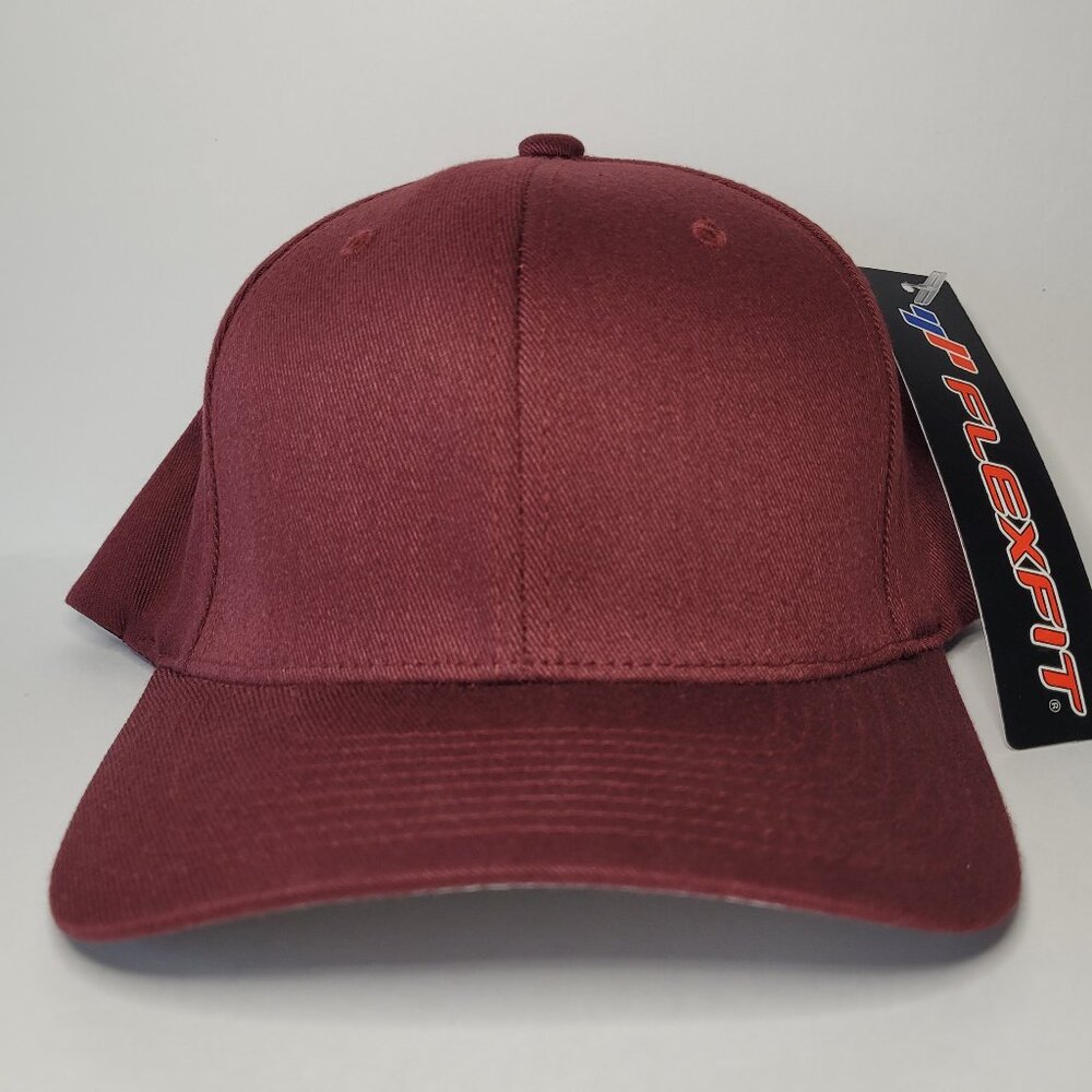 Flexfit Baseball Hat Cap Maroon 6-Panel Structured NWT